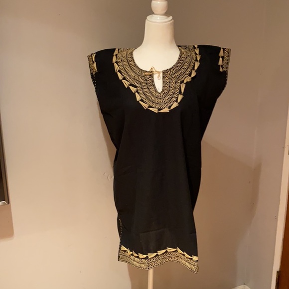 NWOT. Artisanal 100% hand embroidered - Picture 1 of 2